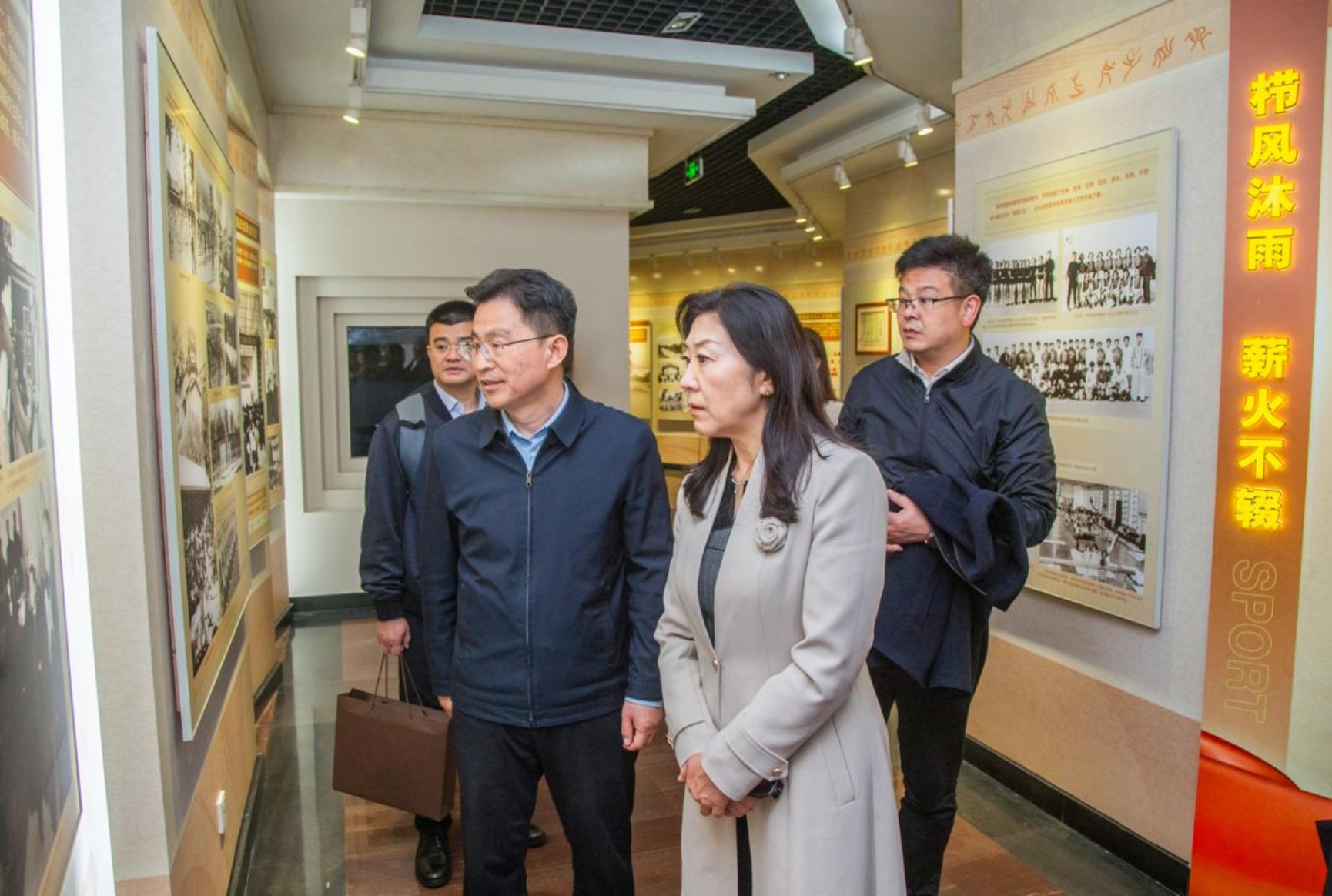 bb64266470404d31b72a24cd758d915f